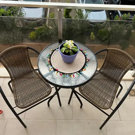 1 Comfortable And Appartement *